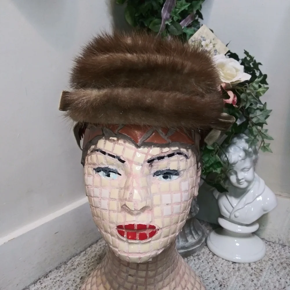 Vintage Stix Baer & Fuller Velvet Bow Trimmed Oval Brown Mink Hat - Picture 12 of 12